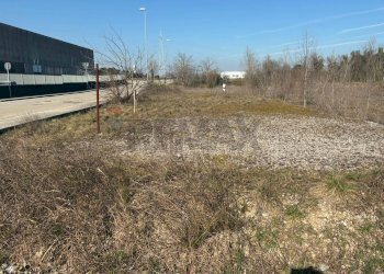 Non correlato - Building land VIA PIER PAOLO PASOLINI
8, Pradamano - photo 8