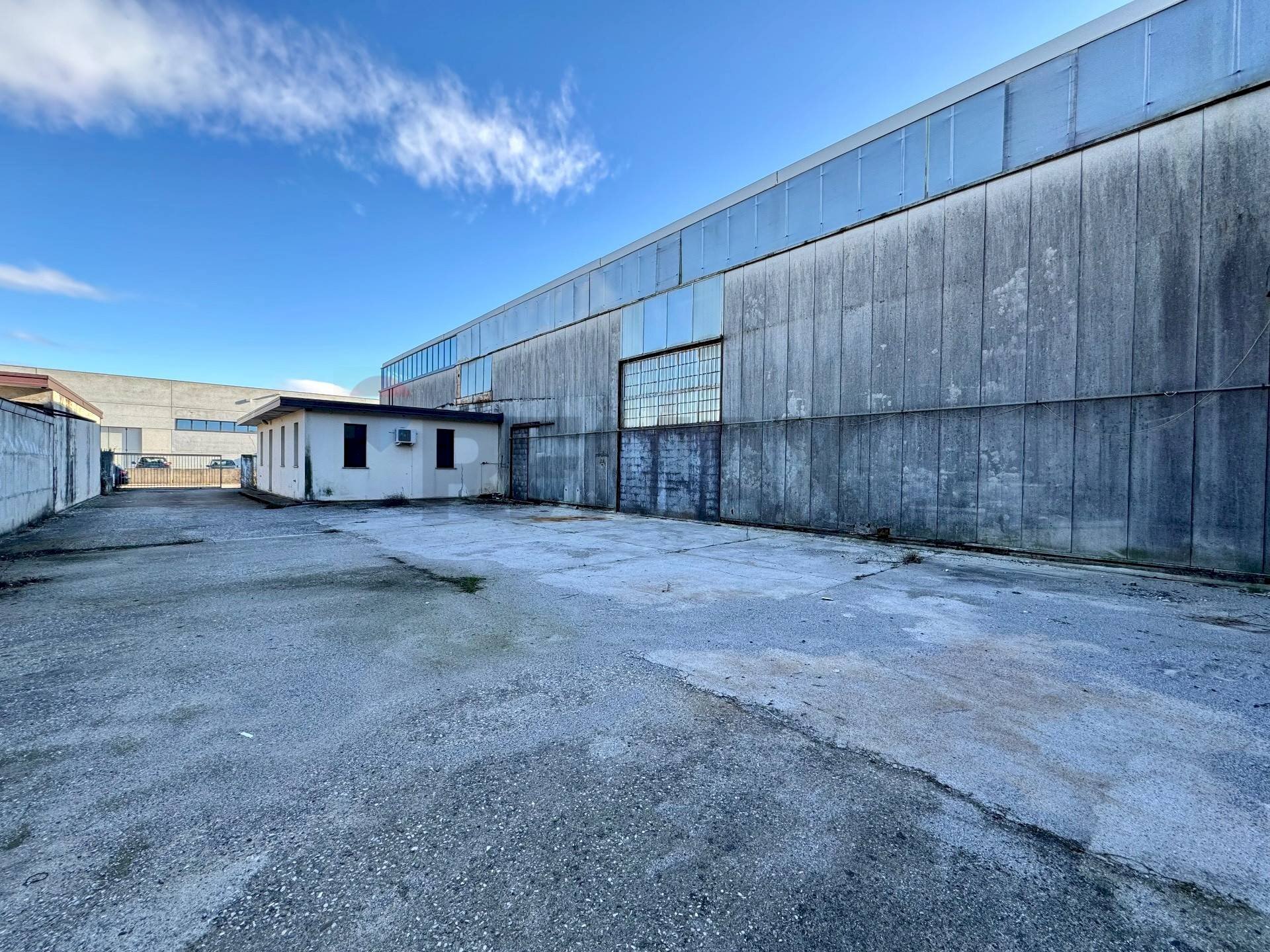 Terrazza - Capannone Via Della Croce
 
41, Campoformido - foto 2