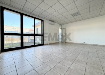 Stanza vuota - Capannone Via Della Croce
 
41, Campoformido - foto 9