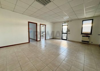 Stanza vuota - Capannone Via Della Croce
 
41, Campoformido - foto 11