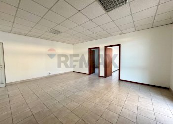 Stanza vuota - Capannone Via Della Croce
 
41, Campoformido - foto 12