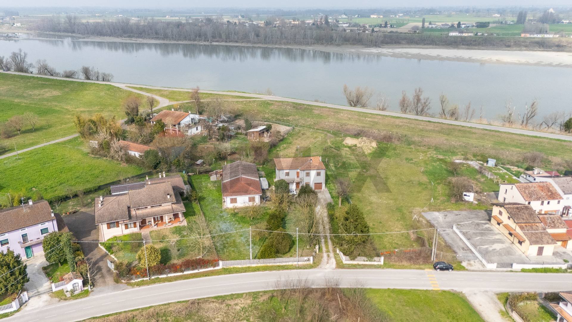 Vista dell\'acqua - Villa via bardelle
 
209, San Benedetto Po - photo 2