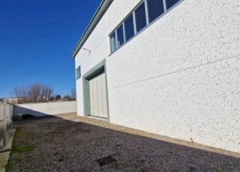 Facciata - Capannone via Cesare Battisti, Pogliano Milanese - foto 5