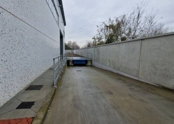 Facciata - Capannone via Cesare Battisti, Pogliano Milanese - foto 16