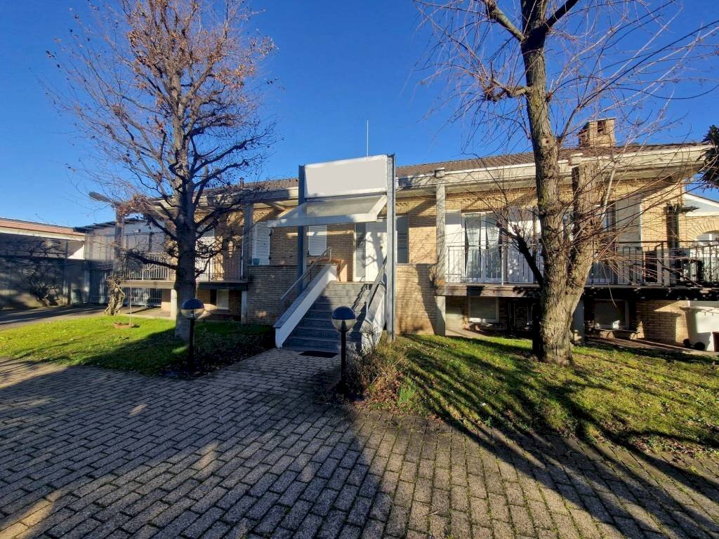 Facciata - Office via Alcide De Gasperi, Lainate - photo 3