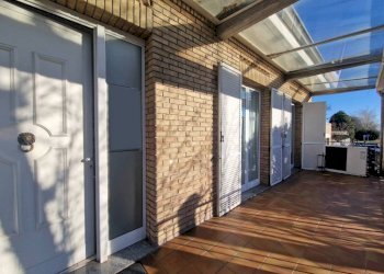 Terrazzo - Office via Alcide De Gasperi, Lainate - photo 5