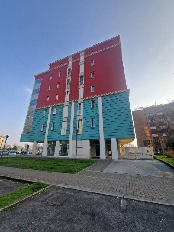 Facciata - Ufficio via Gaudenzio Ferrari, 18, Saronno - foto 1