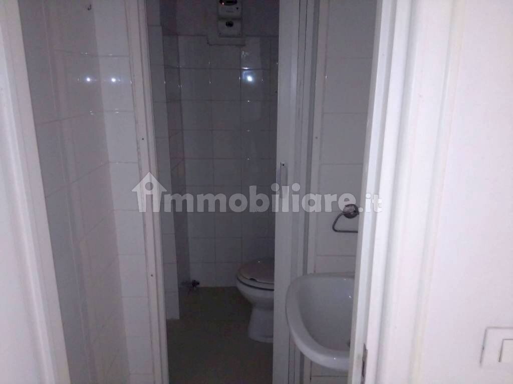 Foto 3 - Locale Commerciale via gramsci
 
100, Casciana Terme Lari - foto 3