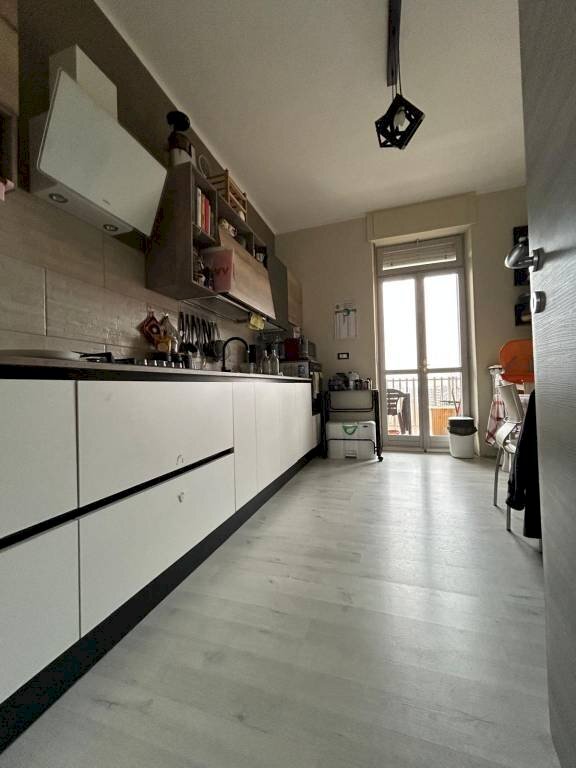 Cucina - Appartamento via Francesco Saverio Nitti, 30, Torino (zona Mirafiori Nord) - foto 2