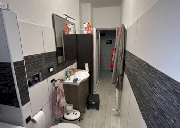 Bagno - Appartamento via Francesco Saverio Nitti, 30, Torino (zona Mirafiori Nord) - foto 1