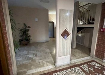 Interno palazzo - Bilocale via Cimabue, 8, Torino (zona Mirafiori Nord) - foto 18