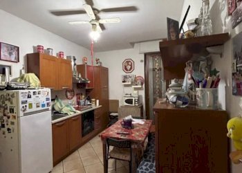 Cucina - Two-room apartment via Cimabue, 8, Torino (neighborhood Mirafiori Nord) - photo 10