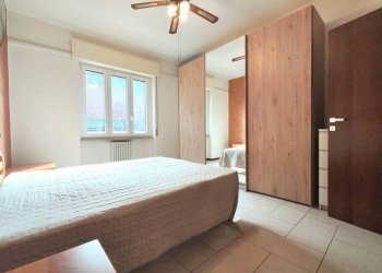 Camera da letto - Trilocale piazza Emanuele Filiberto, Bergamo (zona Colognola) - foto 5