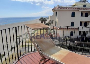 Foto 18 - Four-room apartment Via Recanati, Giardini-Naxos - photo 18