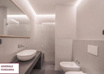 Bagno - Ufficio piazza Maggiore, Bologna (zona Centro Storico) - foto 11