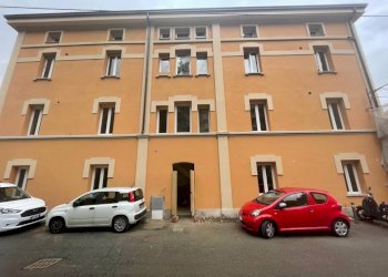 Facciata - Bilocale via del Greto, 1, Bologna (zona Borgo Panigale) - foto 1