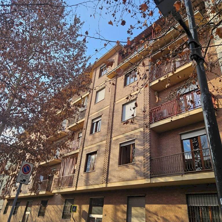 Facciata - Trilocale viale Pilone, 20, Asti - foto 1