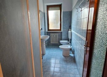 Bagno - Trilocale viale Pilone, 20, Asti - foto 6