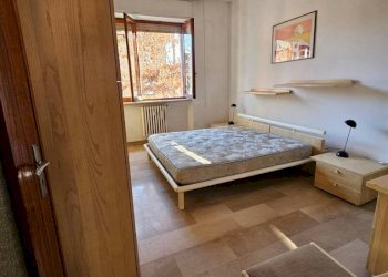 Camera da letto - Trilocale viale Pilone, 20, Asti - foto 8