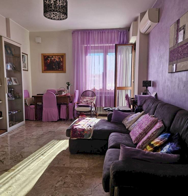 Salone - Appartamento via Croce Verde, 13, Asti - foto 3