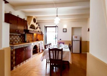 Cucina - Villa via Campanili Traversa 2, Santi Cosma e Damiano - foto 10