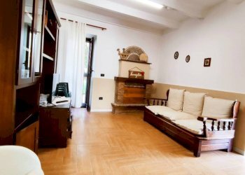 Salone - Villa via Campanili Traversa 2, Santi Cosma e Damiano - foto 16