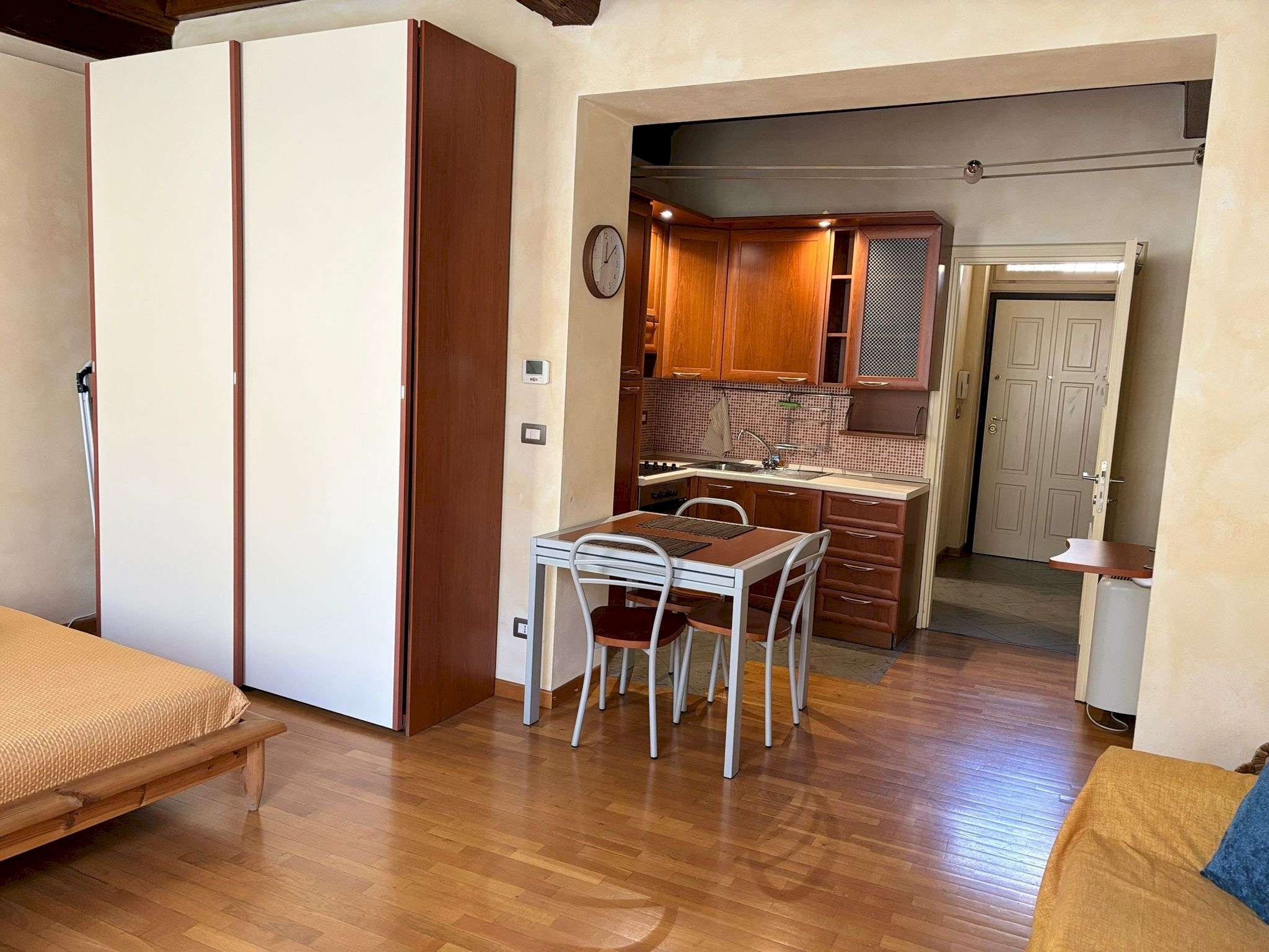 Cucina - Monolocale via GIOLITTI, 8, Torino (zona Centro) - foto 1