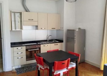 soggiorno - Two-room apartment via SAN QUINTINO, 4, Torino (neighborhood Centro) - photo 1