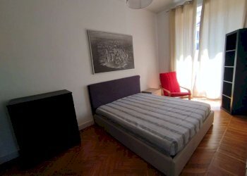 camera da letto matrimoniale - Two-room apartment via SAN QUINTINO, 4, Torino (neighborhood Centro) - photo 9
