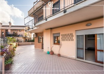 Foto 21 - Trilocale Via Eugenio Fava
 
24, Marino - foto 21