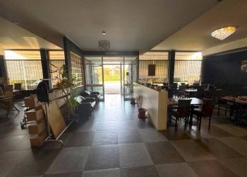 Ingresso - Negozio Stradale Pinerolo, 58, Bricherasio - foto 15