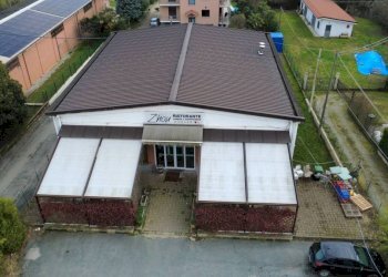 Facciata - Negozio Stradale Pinerolo, 58, Bricherasio - foto 28
