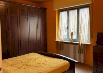 Camera da letto - Trilocale via Achille Grandi, 8, Pinerolo - foto 15