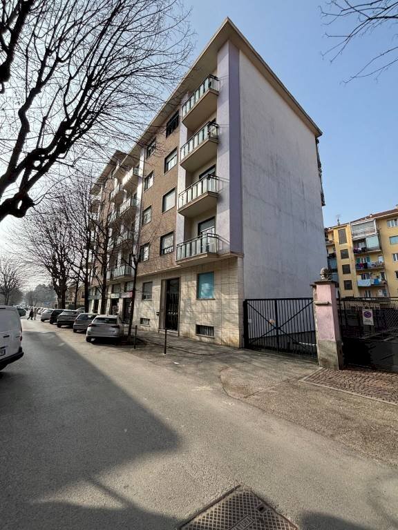 Facciata - Trilocale viale della Rimembranza, 13, Pinerolo - foto 1