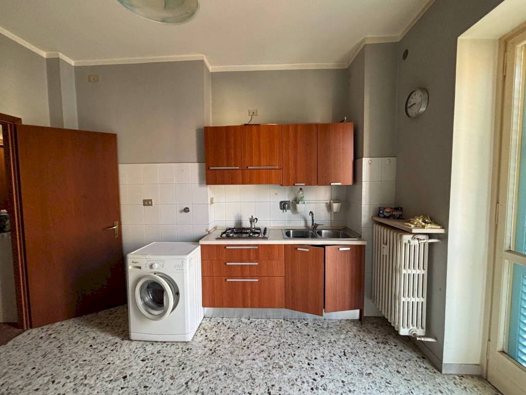 Cucina - Trilocale viale della Rimembranza, 13, Pinerolo - foto 2