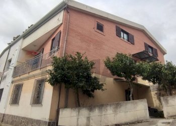 Edificio all\'aperto - Independent house Via Basilicata
 
27, Campobasso - photo 3