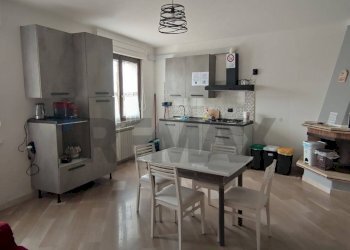 Sala da pranzo - Independent house Via Basilicata
 
27, Campobasso - photo 11