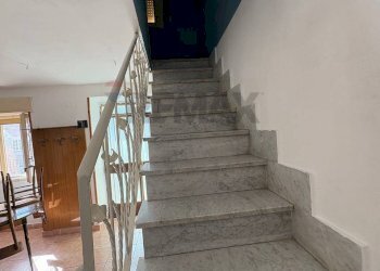 Scale - Trilocale VICO SECONDO CESARE BATTISTI
 
13, Busso - foto 7