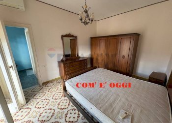 CAMERA DA LETTO COM\'E\' - Trilocale VICO SECONDO CESARE BATTISTI
 
13, Busso - foto 9
