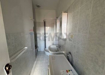 Bagno - Trilocale VICO SECONDO CESARE BATTISTI
 
13, Busso - foto 12