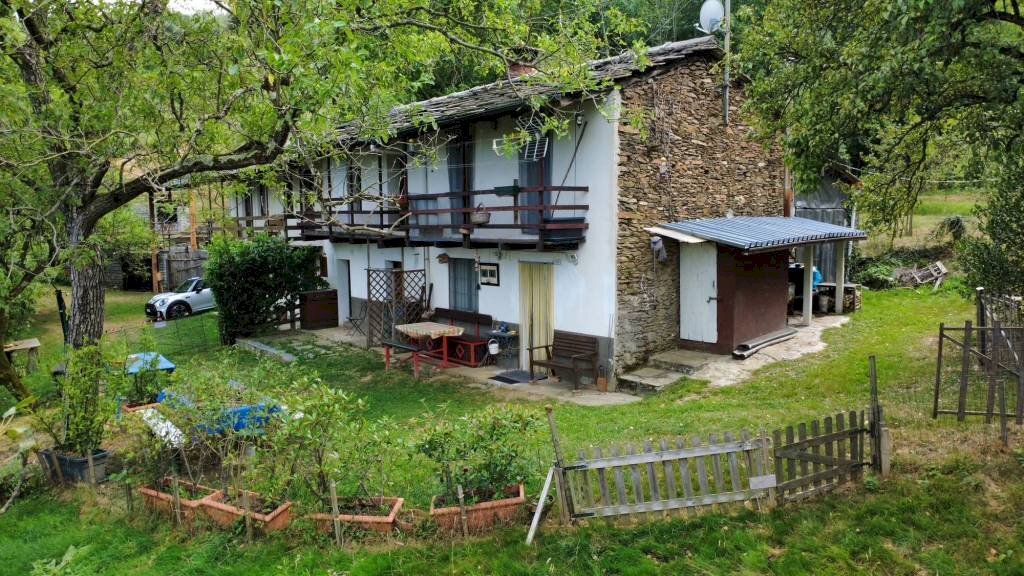 Facciata - Rustic via Gaia, 4, Bagnolo Piemonte - photo 3