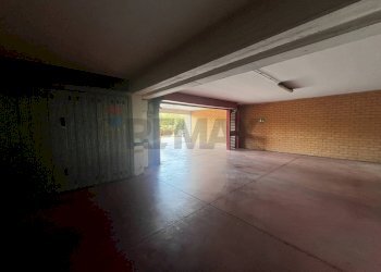 Stanza vuota - Box via Lombardia
149 g, Campobasso - photo 2