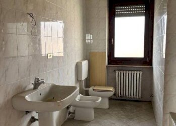 Bagno - Stable - Palace via 1 Maggio, 161, Luserna San Giovanni - photo 41