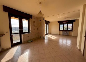 Salone - Appartamento via 1 Maggio, 161, Luserna San Giovanni - foto 4