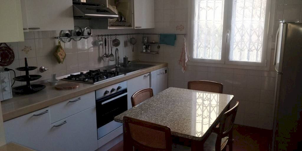 Cucina - Trilocale via Michelangelo Merisi Caravaggio, Bologna (zona Saffi) - foto 2