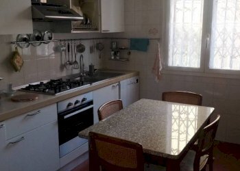 Cucina - Trilocale via Michelangelo Merisi Caravaggio, Bologna (zona Saffi) - foto 2