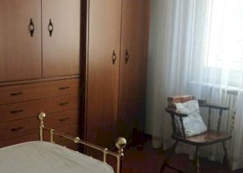 Camera da letto - Trilocale via Michelangelo Merisi Caravaggio, Bologna (zona Saffi) - foto 9