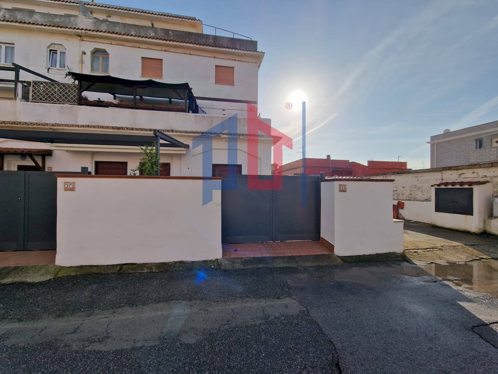 Foto 2 - Trilocale via berna
 
2, Pomezia - foto 2