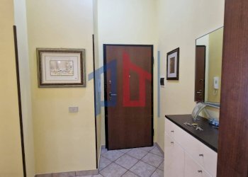 Foto 3 - Trilocale via berna
 
2, Pomezia - foto 3