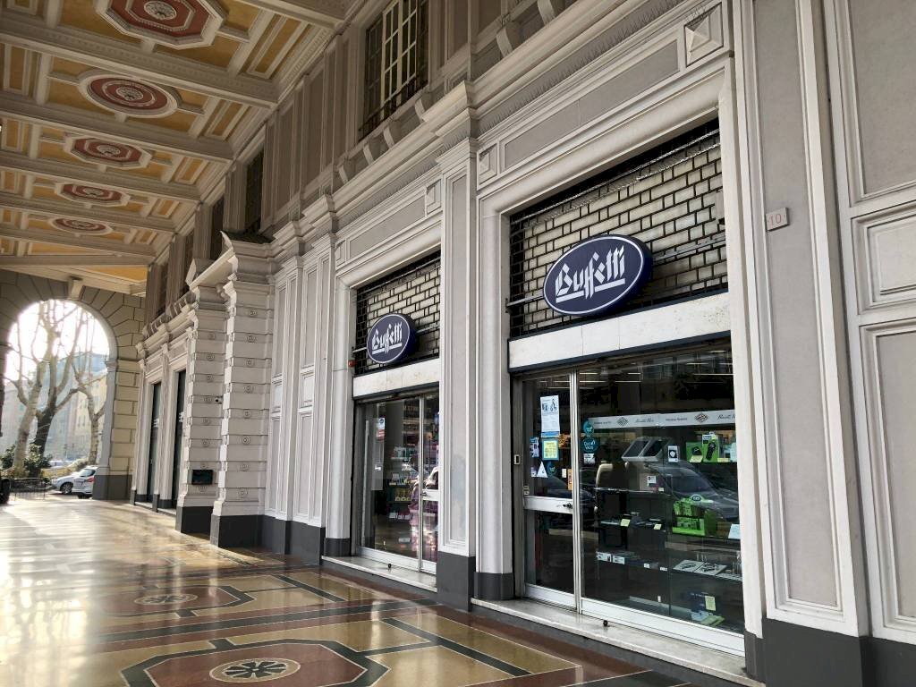 Zona - Negozio via Stefano Dondero, 8, Genova (zona Sampierdarena) - foto 1